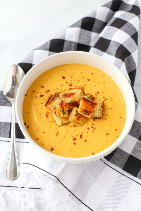 roasted butternut squash and parsnip soup